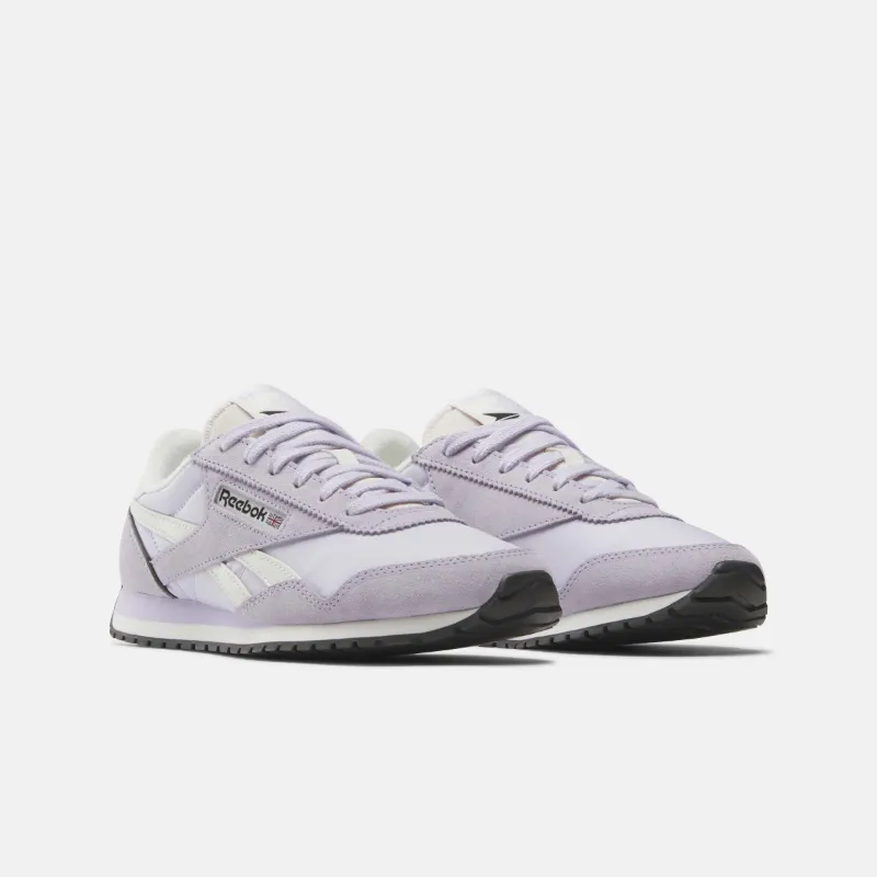Classic AZ Women's Sneakers - Image 2