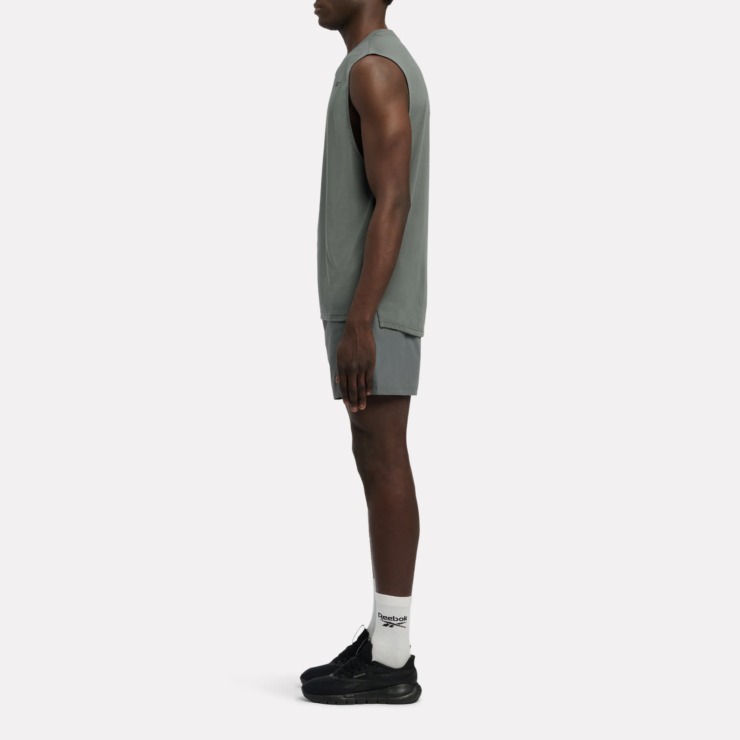 ID Train Easy Fit Sleeveless T-Shirt - Image 2