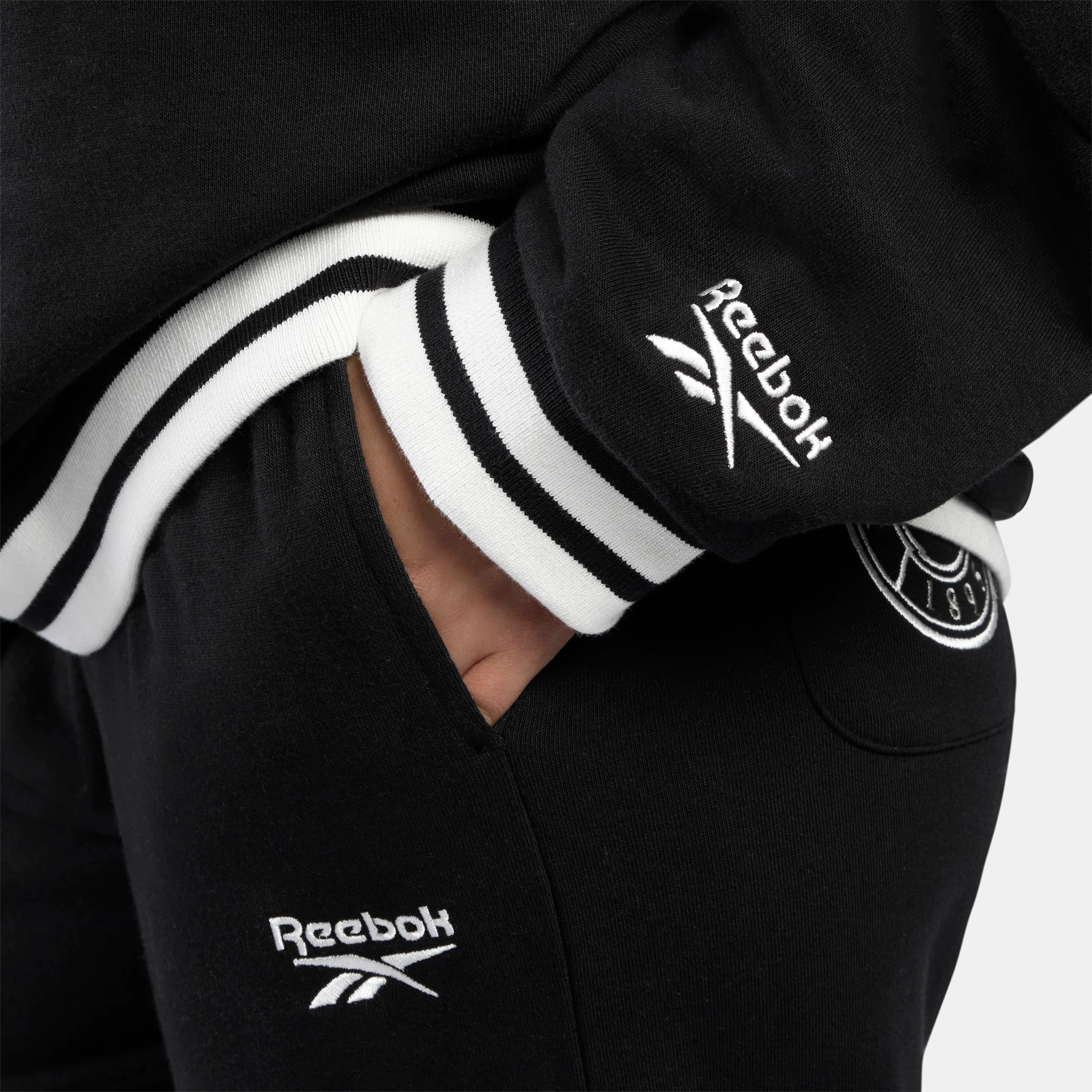 Lawn Club Oversized Women's Hoodie - Image 4