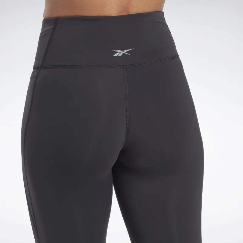 Lux 3/4 Leggings - Image 5