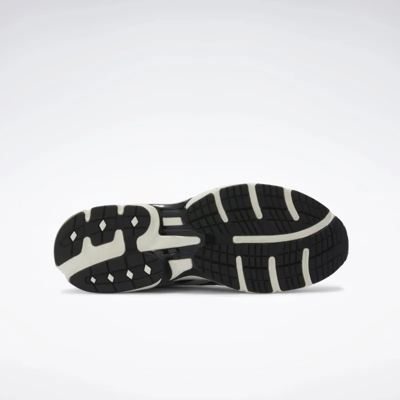 Premier Road Plus Vi Sneakers - Image 4