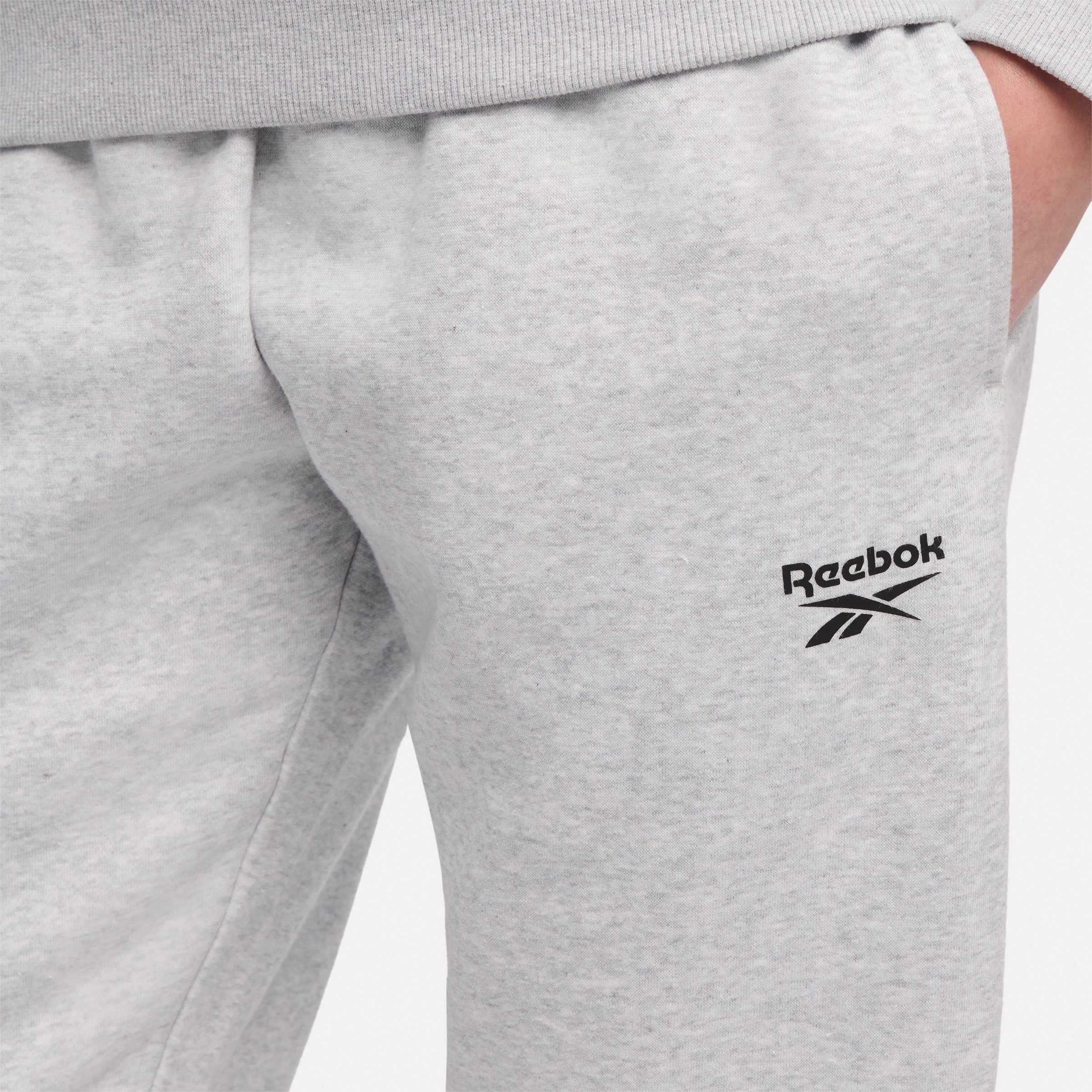 Reebok Identity Small Logo Fleece Cuffed Pants - Image 4