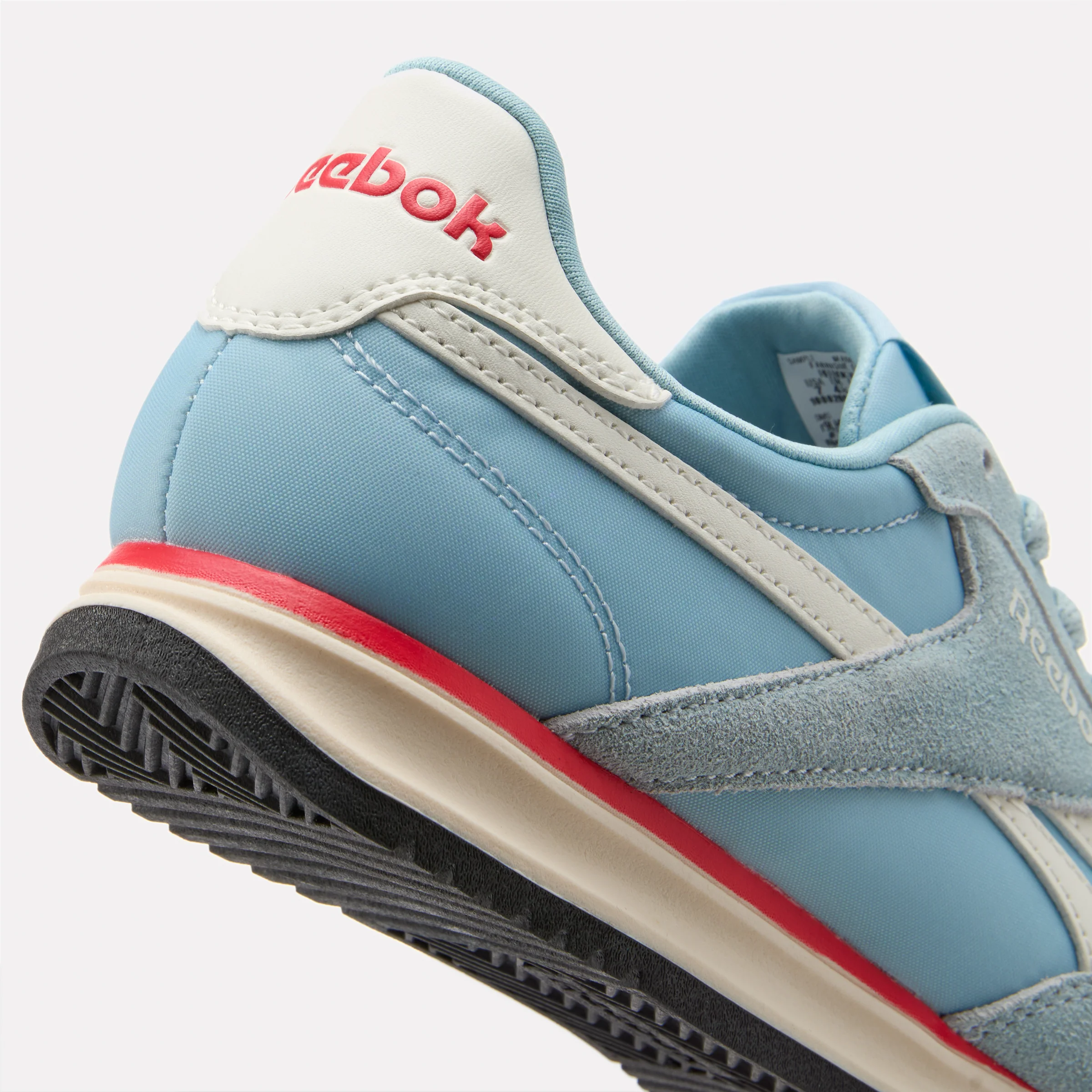 World 70 Women's Sneakers - Image 7